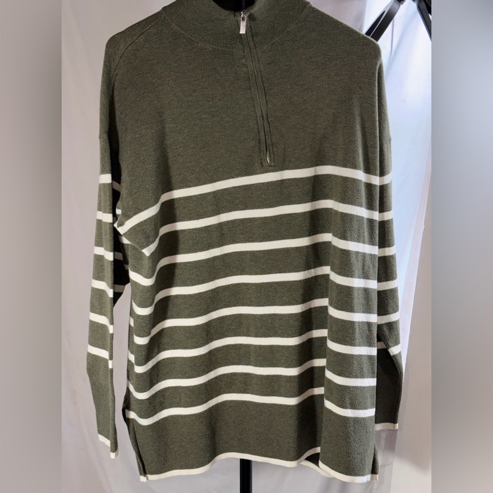 Ava & Viv Olive and White 3/4 Zip-Up Sweater size XXL